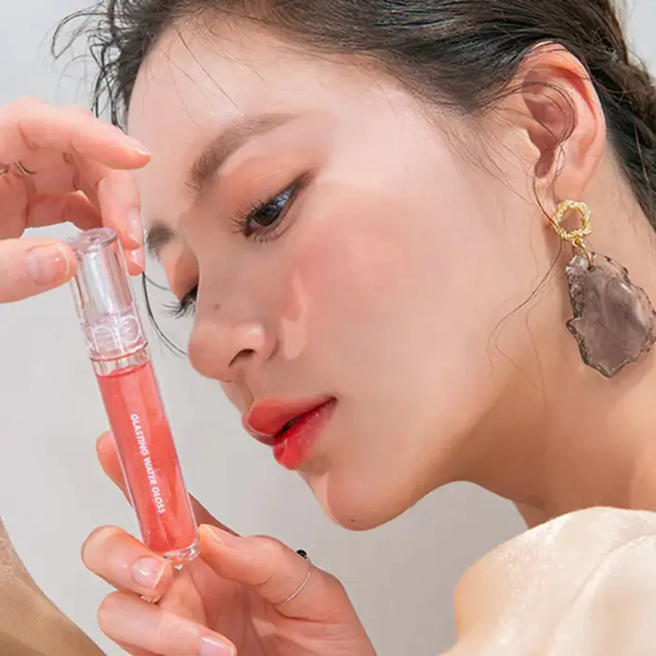 ROMAND – Glasting Water Gloss - Imagen 3